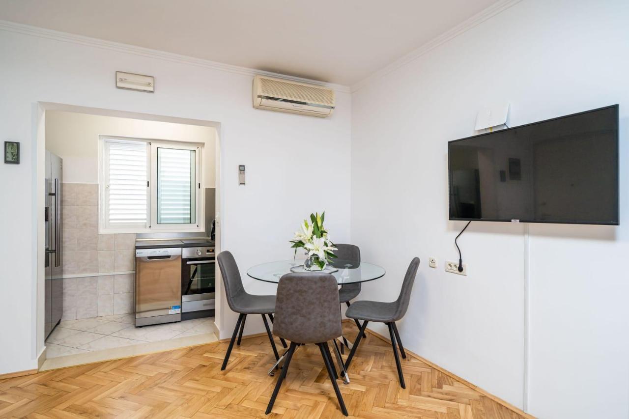 Apartman Knego With Parking Dubrovnik Exterior photo