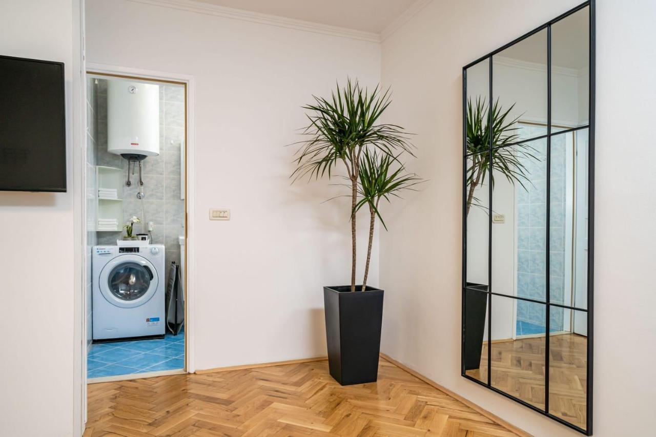 Apartman Knego With Parking Dubrovnik Exterior photo