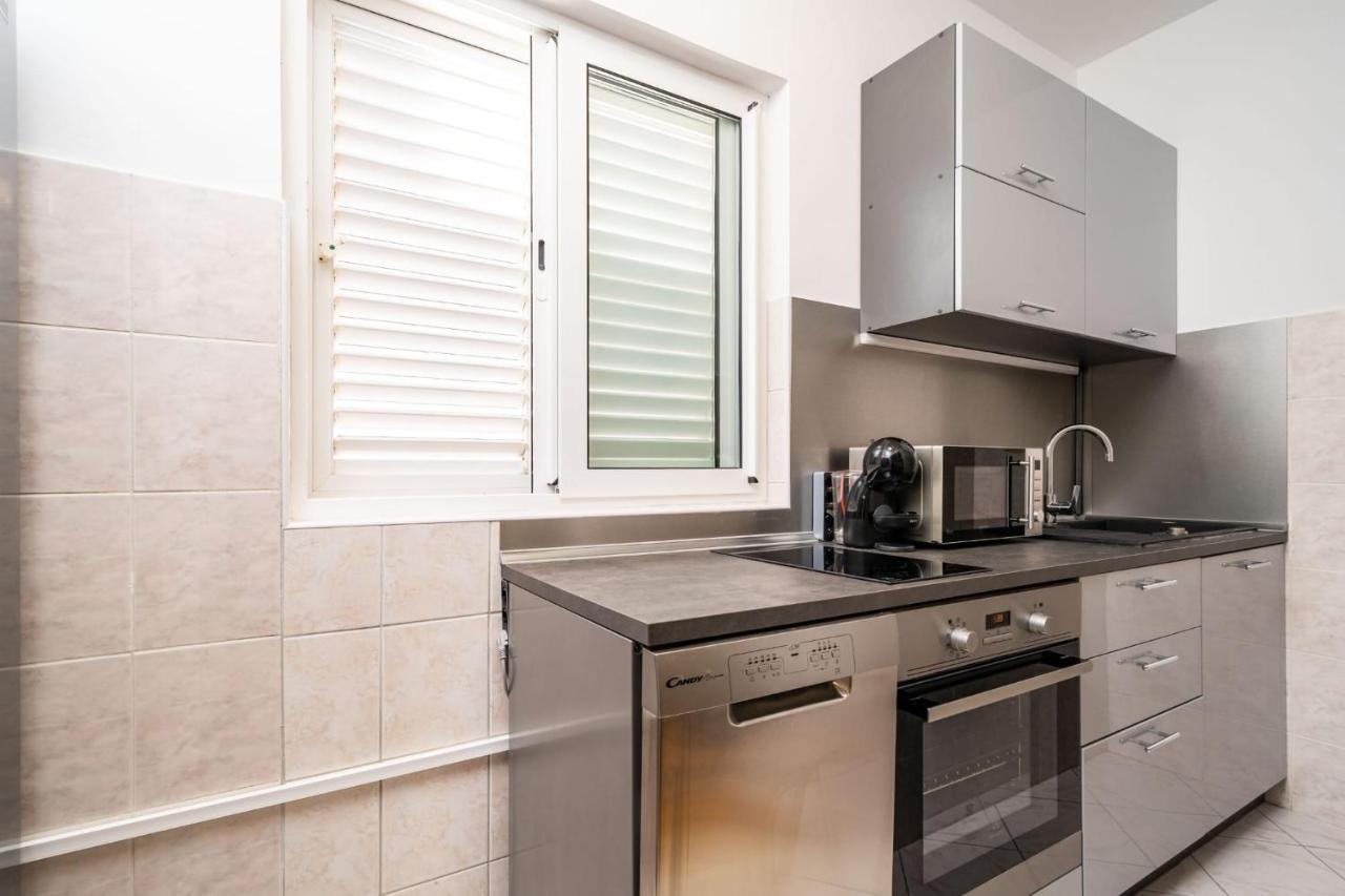 Apartman Knego With Parking Dubrovnik Exterior photo