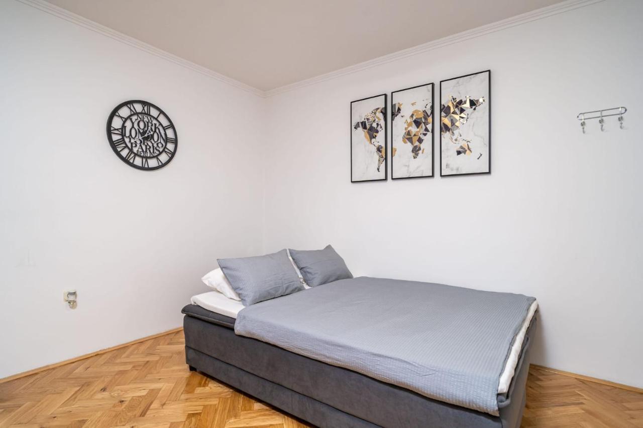 Apartman Knego With Parking Dubrovnik Exterior photo
