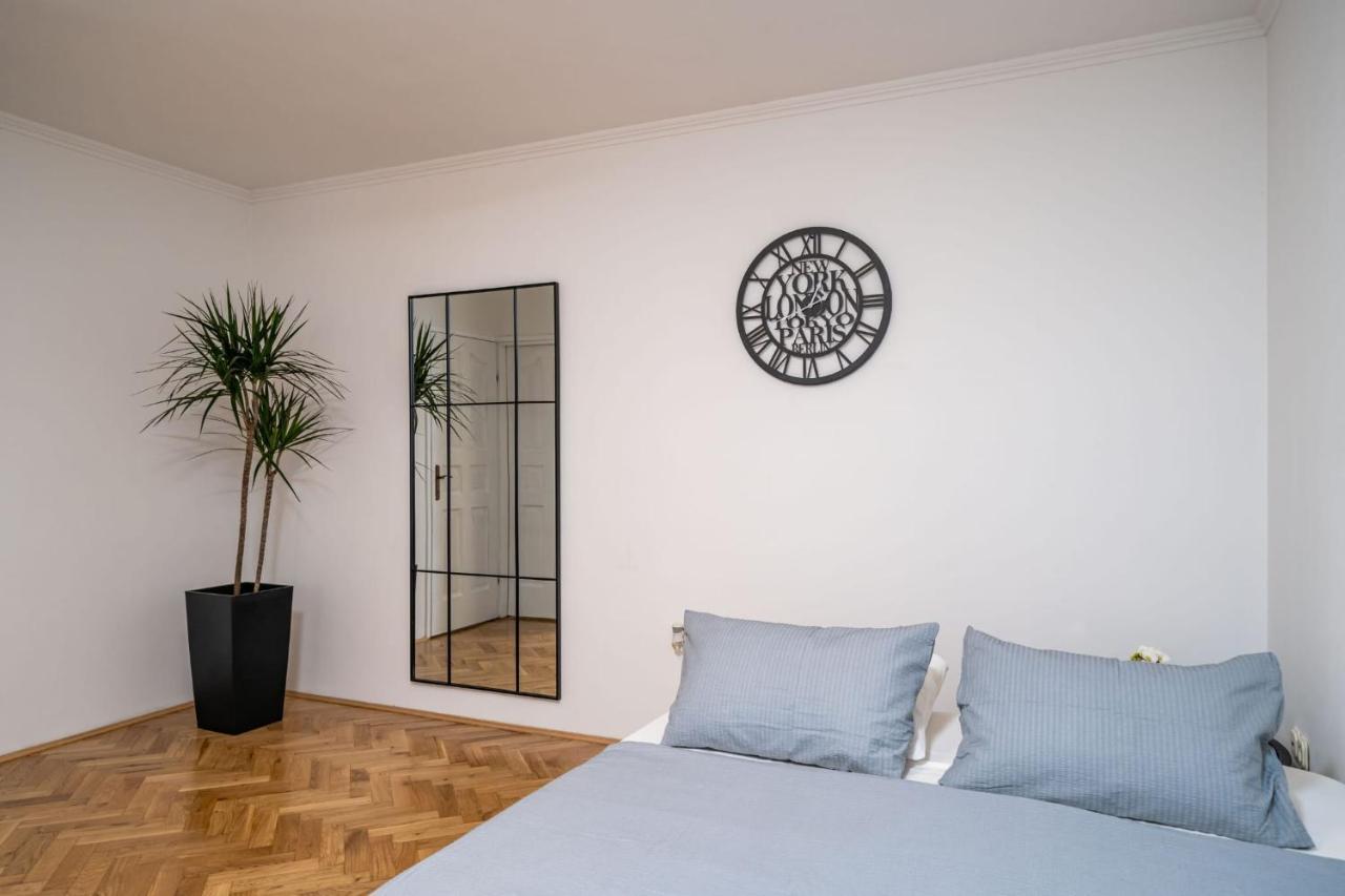 Apartman Knego With Parking Dubrovnik Exterior photo