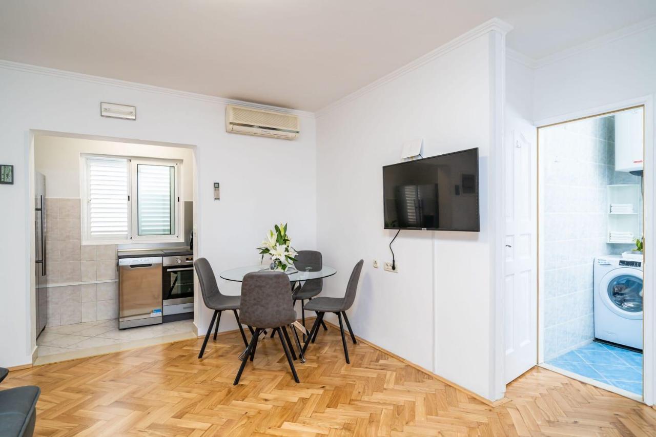 Apartman Knego With Parking Dubrovnik Exterior photo